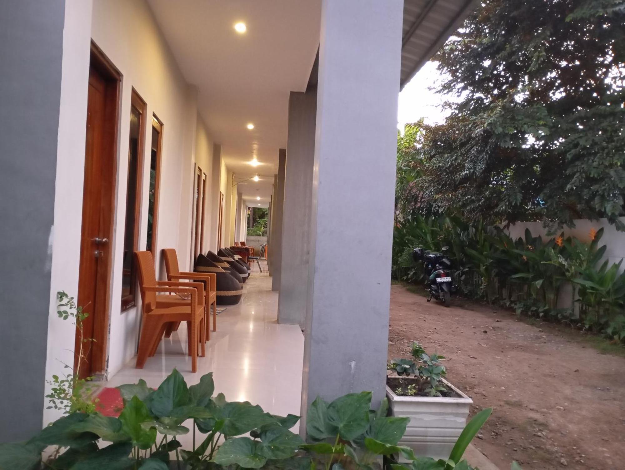 Wl Guesthouse Labuan Bajo Extérieur photo